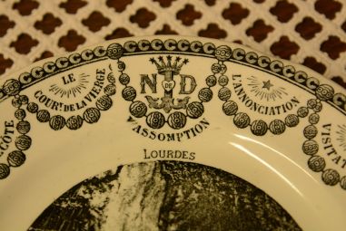 (n-324) Sarreguemines, kollektsioontaldrikud, 2tk