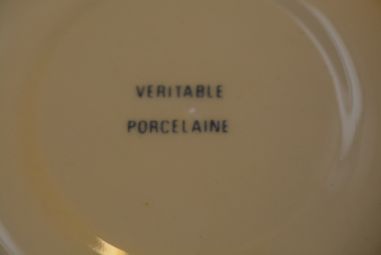 (n-331) Veritable Porzellan, espressotassid-taldrikud, 4tk