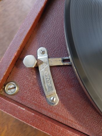 (10-428) Vana kohvergrammofon PARLOPHONE 2