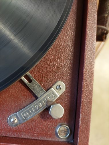 (10-428) Vana kohvergrammofon PARLOPHONE