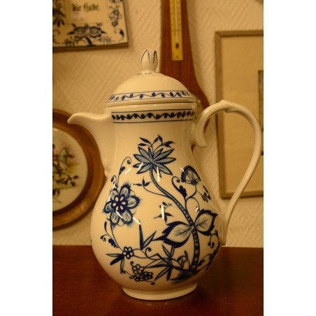 (n-3316) Kahla Zwiebelmuster kann