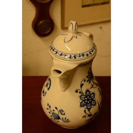 (n-3316) Kahla Zwiebelmuster kann