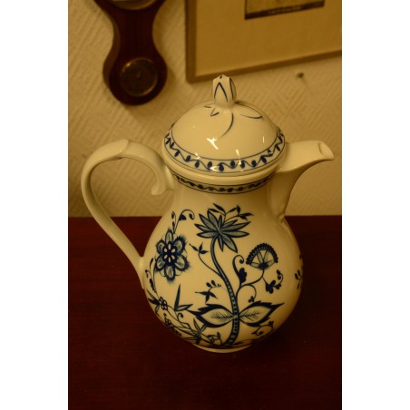 (n-3316) Kahla Zwiebelmuster kann