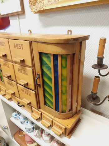 (10-119) Vana maitseianekapp 2