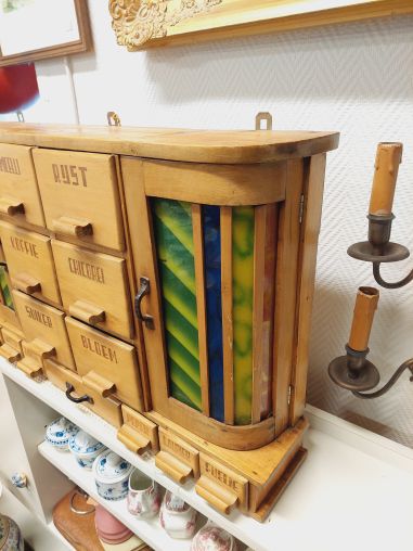 (10-119) Vana maitseianekapp