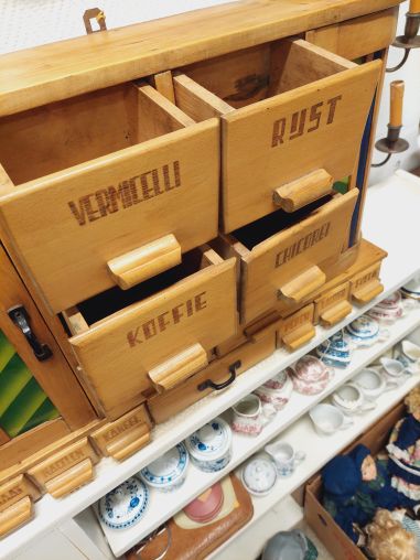 (10-119) Vana maitseianekapp