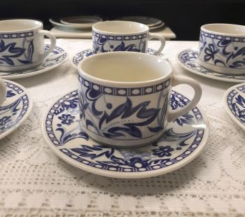 Kohvitassid ja  alustaldrikud, 6tk