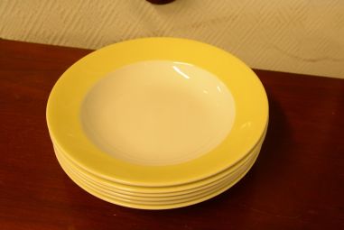 (11-329/3) Boch Freres, kollased supi-pastataldrikud, 6tk