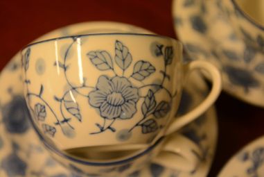 (n-3759/1) Lillelised tassid-taldrikud, 4tk