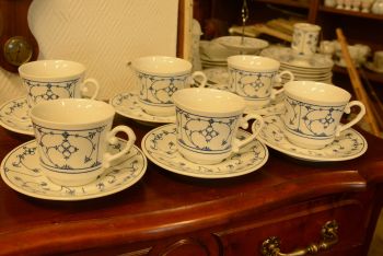 (n-3782/2) Mandarin õlelillemustriga kohvitassid-taldrikud, 6tk