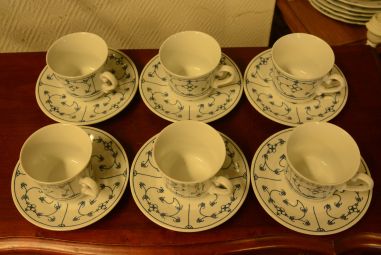 (n-3782/2) Mandarin õlelillemustriga kohvitassid-taldrikud, 6tk