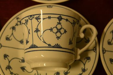 (n-3782/2) Mandarin õlelillemustriga kohvitassid-taldrikud, 6tk