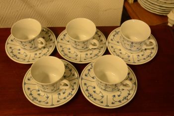 (n-3782/3) Mandarin õlelillemustriga kohvitassid-taldrikud, 5tk 2