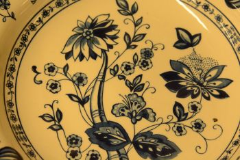 (n-3787) EIT England, sibulamustriga supi-pstataldrikud, 6tk 2