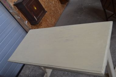 (L-201) Beezikas laud