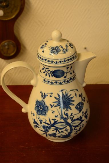 (n-3842/5) Kahla, Zwiebelmuster, sibulamustriga kann