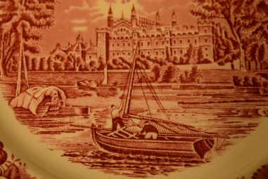 (n-3844) Palissy Pottery Staffordshire "Eton College", praetaldrikud, 2tk