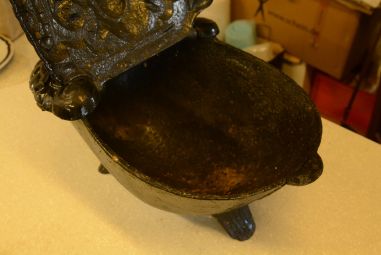 (11-028) Vana metallist söenõu