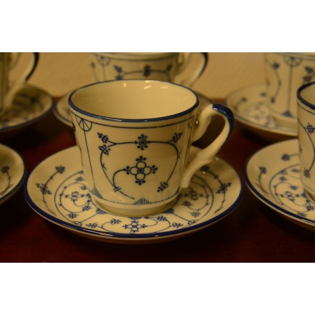 (n-3906/5) Õlelillemustriga kohvitassid-taldrikud, 6tk