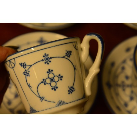 (n-3906/5) Õlelillemustriga kohvitassid-taldrikud, 6tk