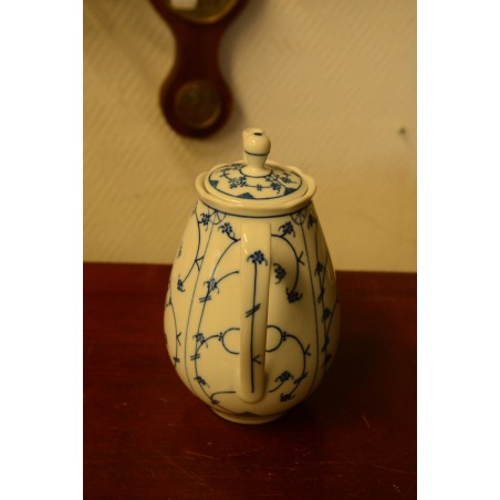 (n-3910) Bavaria Winterling  õlelillemustriga kann