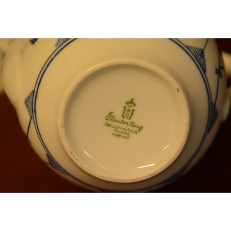 (n-3910) Bavaria Winterling  õlelillemustriga kann