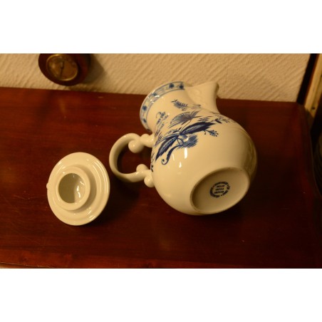 (n-3958/1) Wellco Krefeld Porzellan, sibulamustriline kann