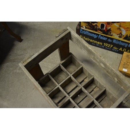 (11-383/1) Vana õllekast