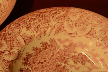 (n-4001/3) English Ironstone punased supi-pastataldrikud, 5tk