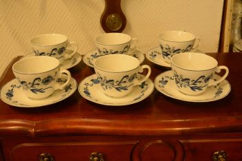 (n-4012/2) GPK SchlossSchönbrunn Porzellan sibulamustrilised kohvitassid-taldrikud, 6tk