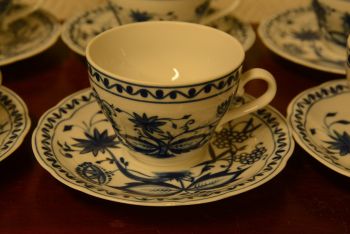 (n-4024/4) Kahla Zwiebelmuster, kohvitassid-taldrikud, 6tk 2