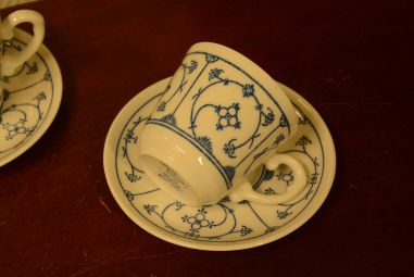 (n-4048/5) Kahla Original Blau Saks õlelillemustriga kohvitassid-taldrikud, 4tk