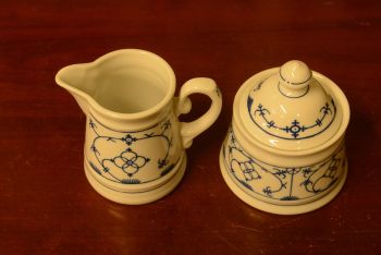 (n-4103/6) Winterling, Indischblau, õlelillemustriga koorekann ja suhkrutoos 2