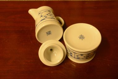 (n-4103/6) Winterling, Indischblau, õlelillemustriga koorekann ja suhkrutoos