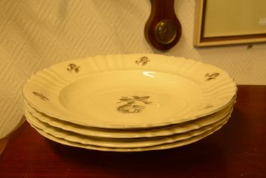 (n-4107/4) Bohemia, Royal Ivory, Gudetenland, supi-pastataldrikud, 4tk