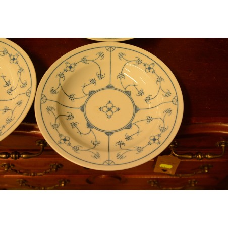 (n-4124/1)  Jäger Eisenberg Original Blau Saks, õlelillemustriga supi-pastataldrikud, 4tk