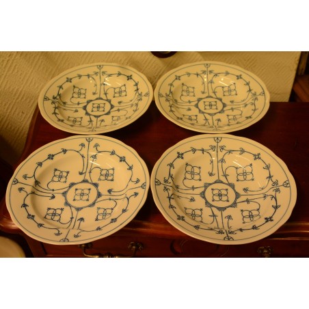 (n-4126/1) Bavaria Winterling Schwarzenbach, õlelillemustriga supi-pastataldrikud, 4tk