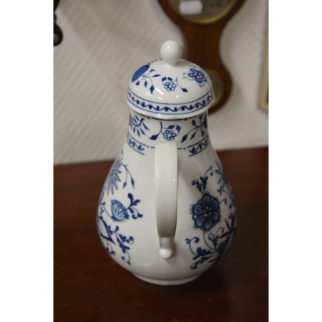 (n-4134) Kahla sibulamustriga kann