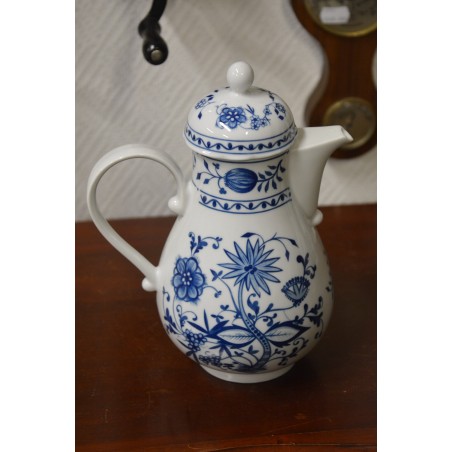 (n-4134) Kahla sibulamustriga kann