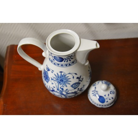 (n-4134) Kahla sibulamustriga kann