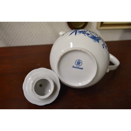 (n-4134) Kahla sibulamustriga kann