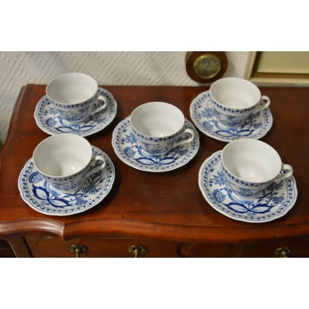 (n-4138) Kahla Triptis sibulamustriga kohvitassid- taldrikud, 5tk