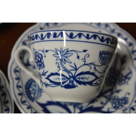 (n-4138) Kahla Triptis sibulamustriga kohvitassid- taldrikud, 5tk