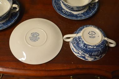 (n-4147) Staffordshire Barrats, Old Castle, puljongitassid-taldrikud, 3tk