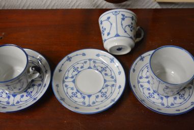 (n-3906/2) G Porzellan, õlelillemustriga kohvitassid-taldrikud, 2tk