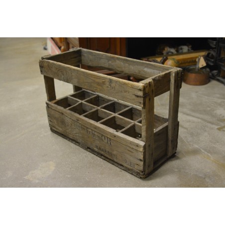 (11-383/3) Vana õllekast