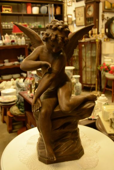 (7-579) Suur ingli kuju, signeeringuga