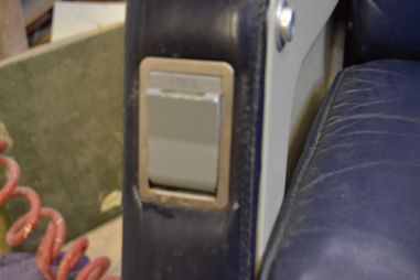 (L-90/4) Vanad  lennukiistmed