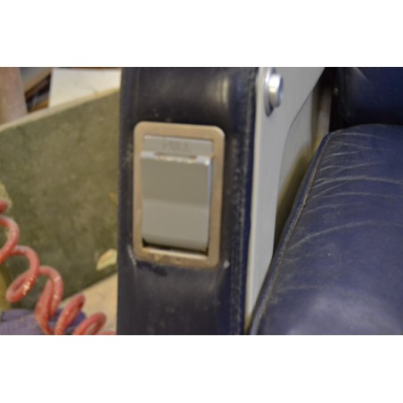 (L-90/4) Vanad  lennukiistmed