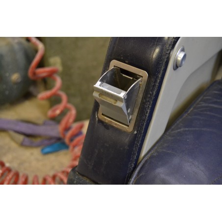 (L-90/4) Vanad  lennukiistmed